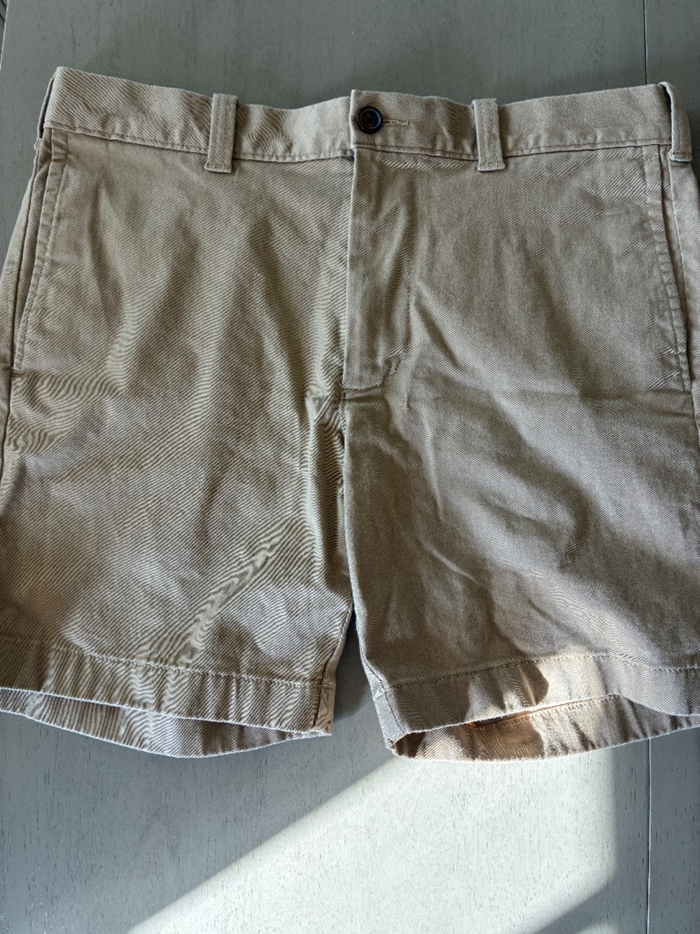 J.Crew 7” Inseam Khaki Shorts – Size 32